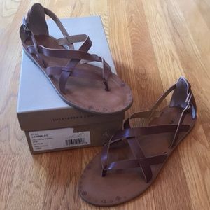 Lucky Brand Strappy Ainsley Sandals Size 10M